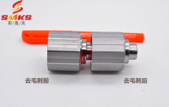 工件外壁有多条凸起的棱角:棱角去毛刺
