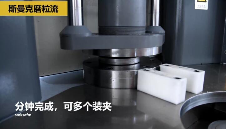 冷镦模具内孔抛光，<a href='//www.omsk1.com' target='_blank'><u>流体抛光机</u></a>来执行